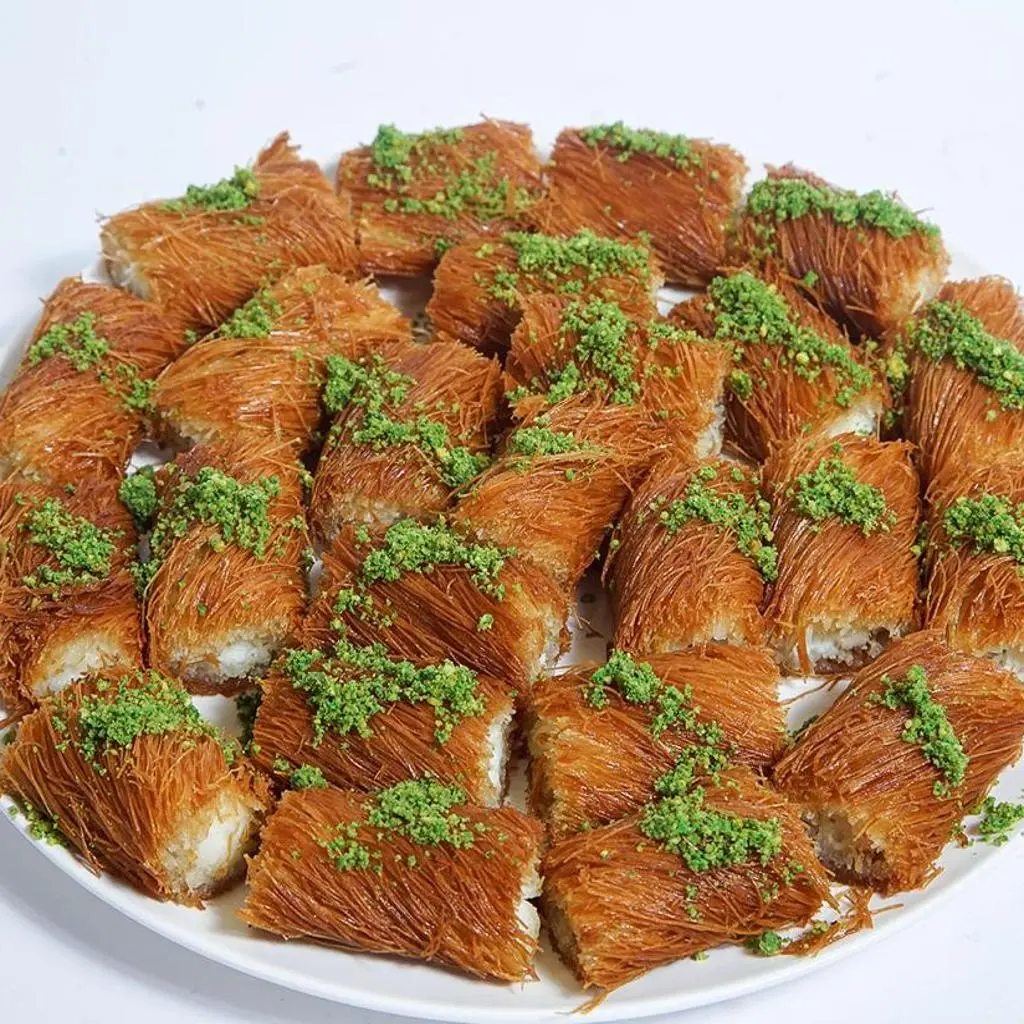 مبرومة بالقشطة